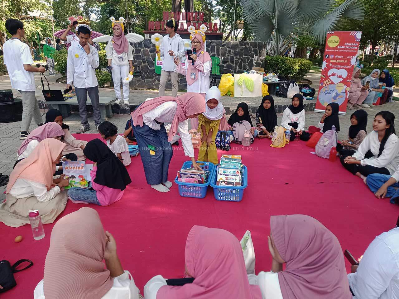 Menghidupkan ruang belajar bagi anak-anak kaki gunung 