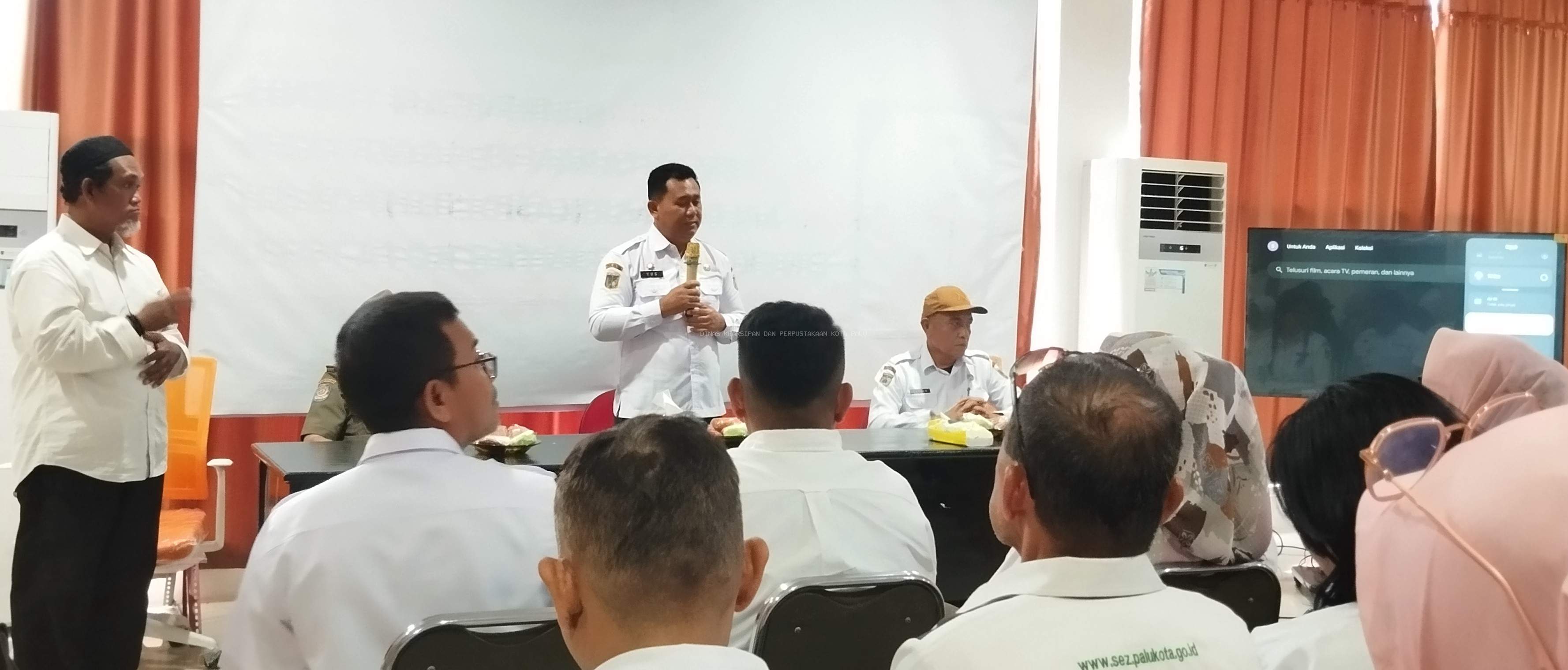 Tim BKPSDMD Kota Palu Lakukan Kunjungan ke Dinas Kearsipan dan Perpustakaan Bahas Disiplin dan Kinerja ASN