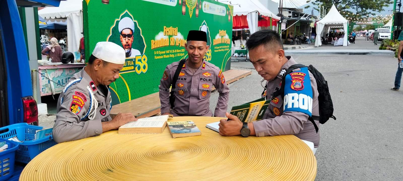 Dinas Kearsipan dan Perpustakaan Ikuti Kegiatan Festival Raudah Sambut Haul Guru Tua