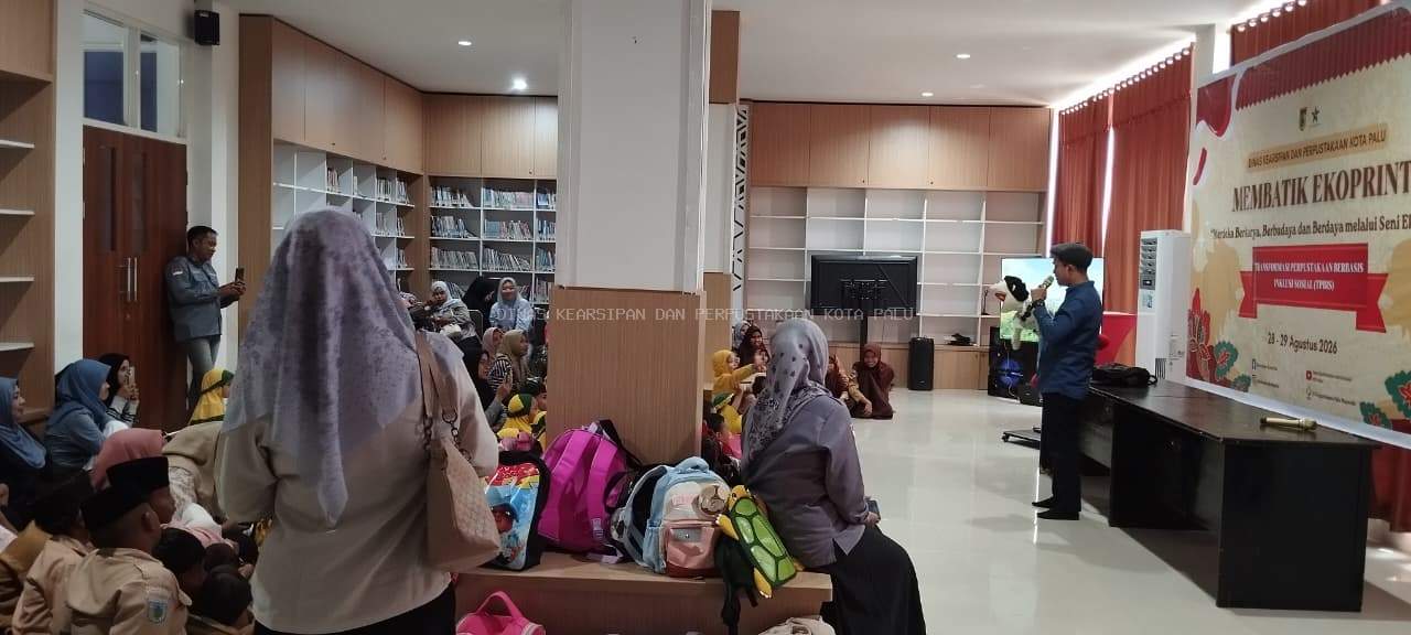 Kunjungan Literasi TK Aisyiah 16 Palu dan MIS Alkhairat Kawatuna Meriahkan Gedung Layanan Perpustakaan Kota Palu